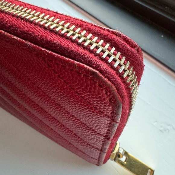 SAINT LAURENT ♡ YSL ♡ Leather Chevron Monogram Zippy Wallet ♡ COA ♡ Red ⁉️ - Picture 9 of 15